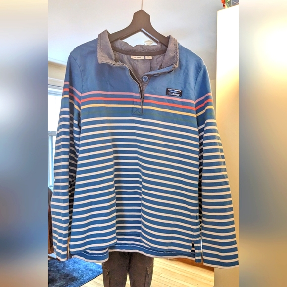LL Bean polo shirt size L (FITS LIKE A SMALL) - Picture 1 of 3